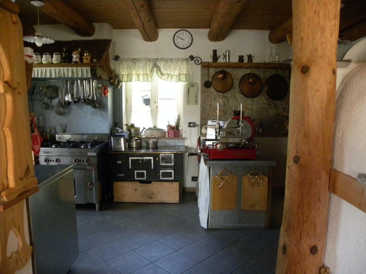 B&B La Casa Delle Bambole Panchia Εξωτερικό φωτογραφία